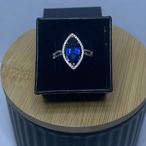 ✨Elegant Halo Marquise Cut Blue Spinel Ring